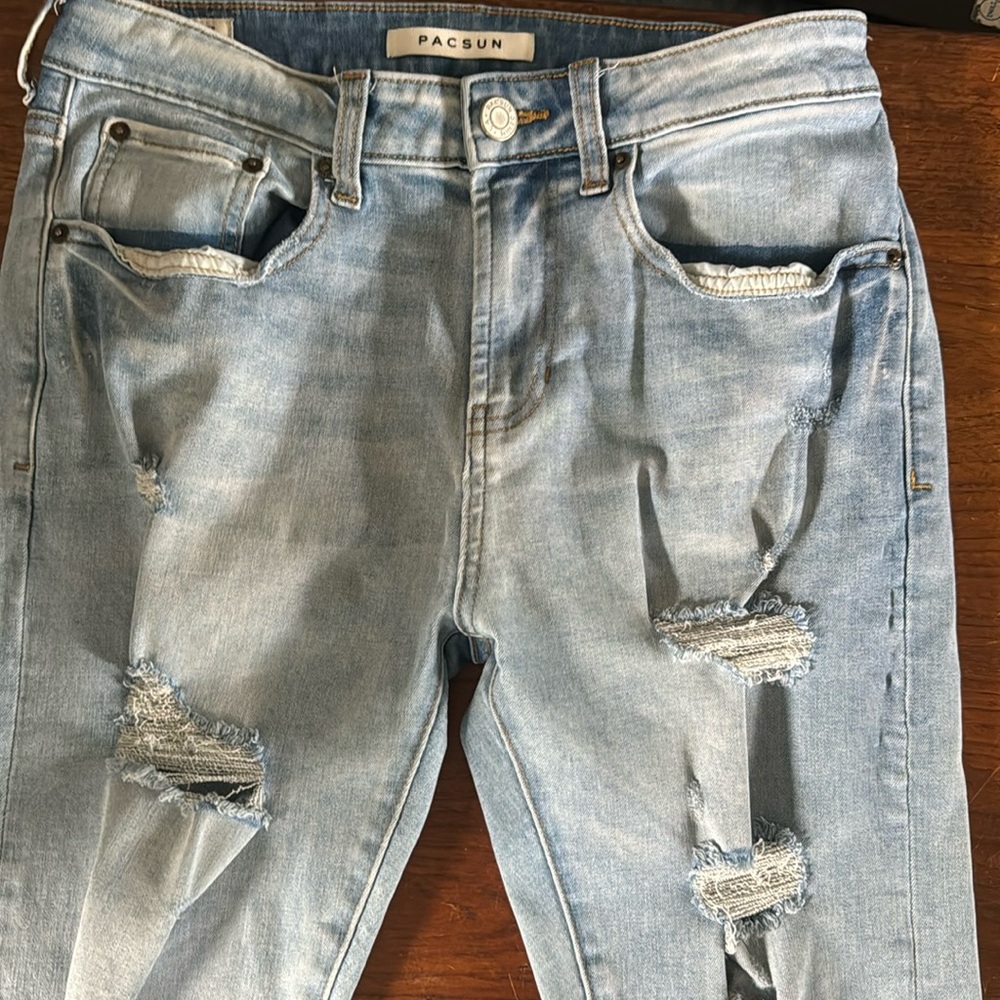 Pacsun jeans 28-30 for size, ripped jeans fantastic condition!!